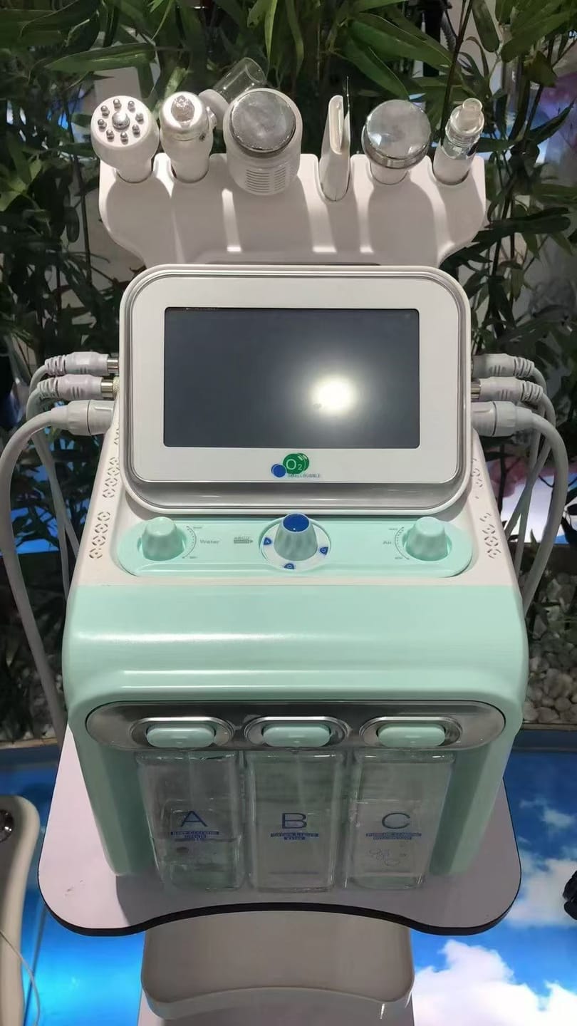 Customer photo review of 4th Gen Hydro Dermabrasion Facial Machine 6 in 1