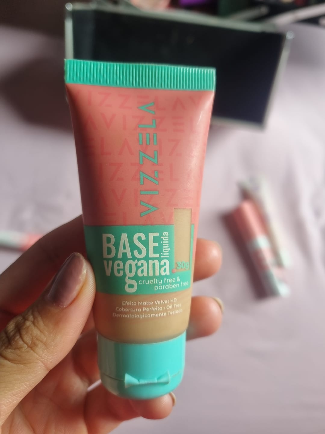 Customer photo review of Base Líquida Matte - Vizzela