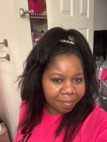 Customer photo review of CurlyMe 3 In 1 Half Wig Kinky Straight Glueless Install Half Wig With Draw-string Beginner Friendly