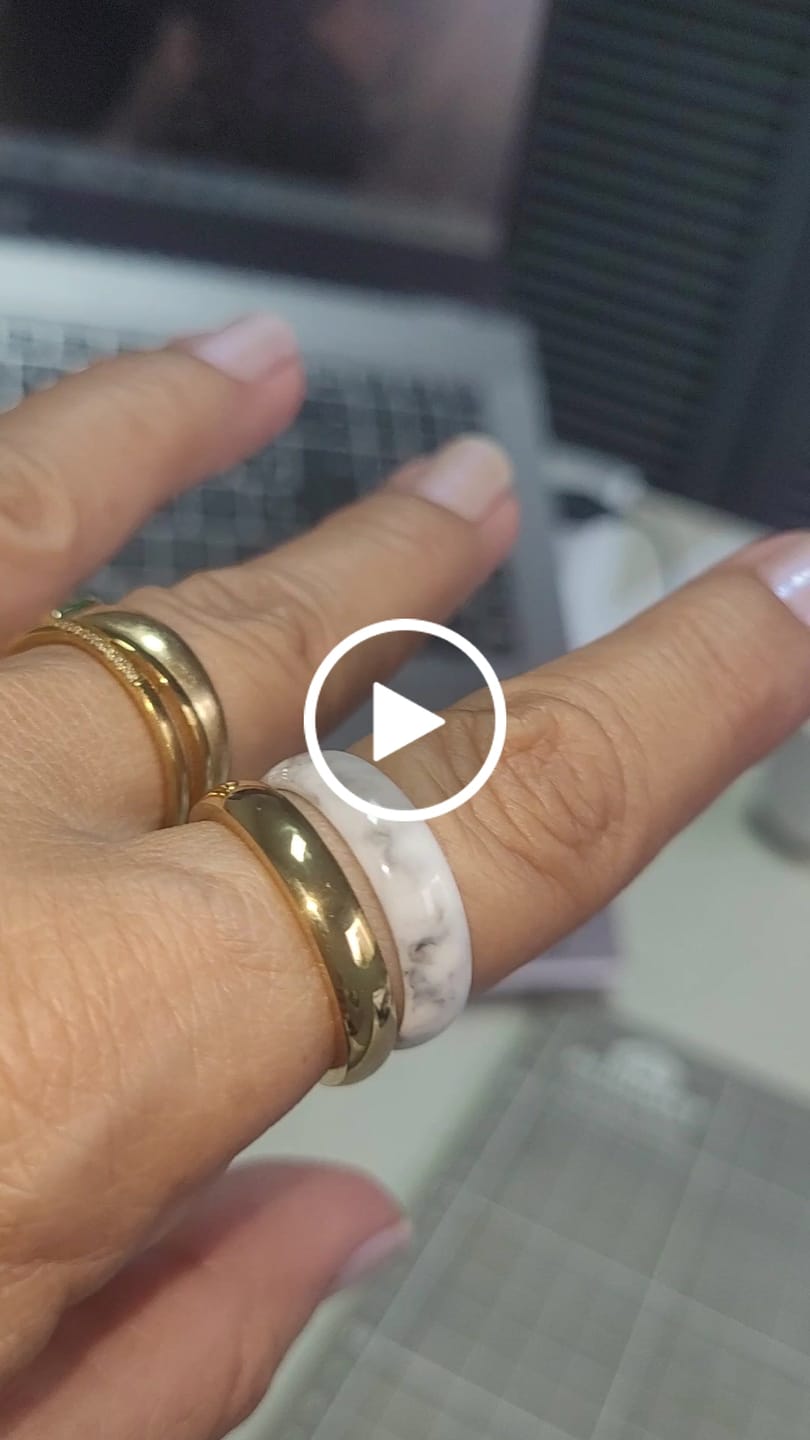 Customer video review of Anel Camadas Rich Banhado em Ouro 18K