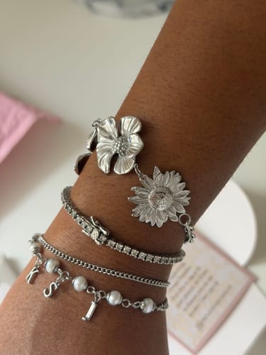 Customer photo review of Wildflower Bracelet