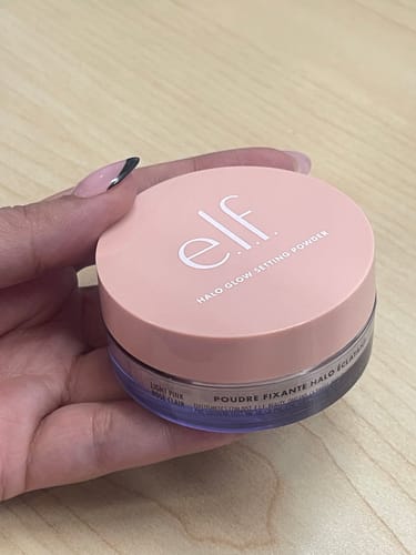 Customer photo review of Halo Glow Setting Powder