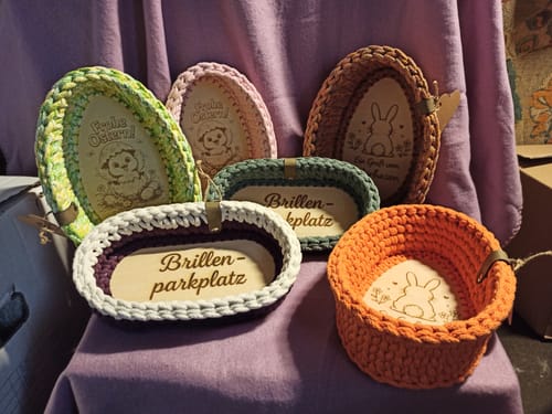 Customer photo review of Label-Set "Handgemacht mit Liebe" - Kunstleder Label für Häkelkörbe, Label aus Kunstleder - CS0048