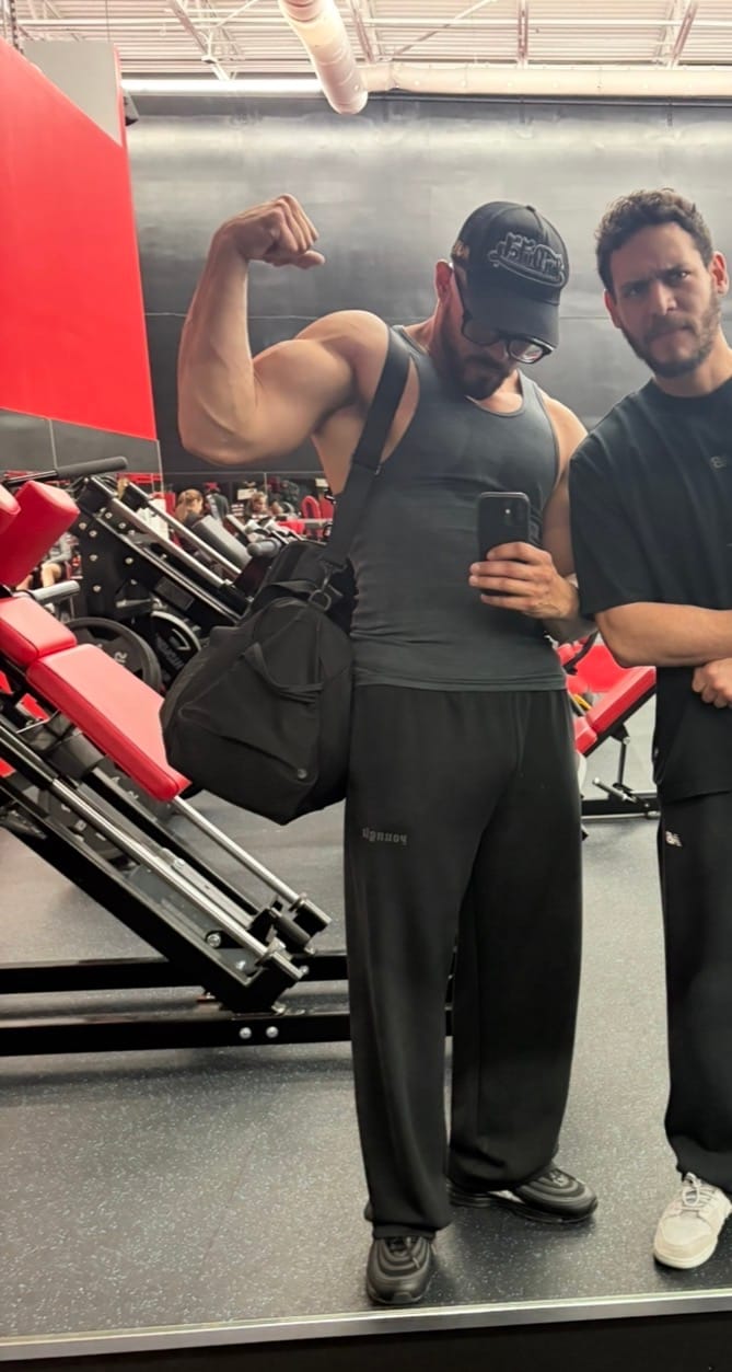 Customer photo review of 2141 - Soft AF No Cuff Sweats