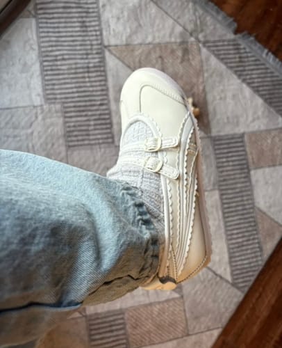 Customer photo review of Onitsuka Tiger MEXICO 66 TGRS Ivory