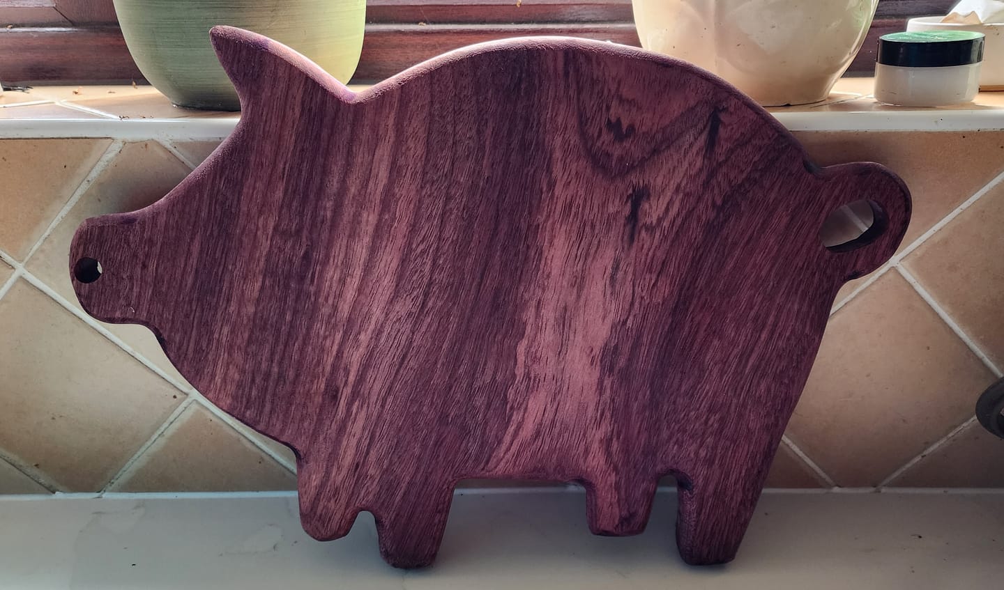 Customer photo review of 15.9x10.5" Pig Shaped Serving Board Acrylic Router Template