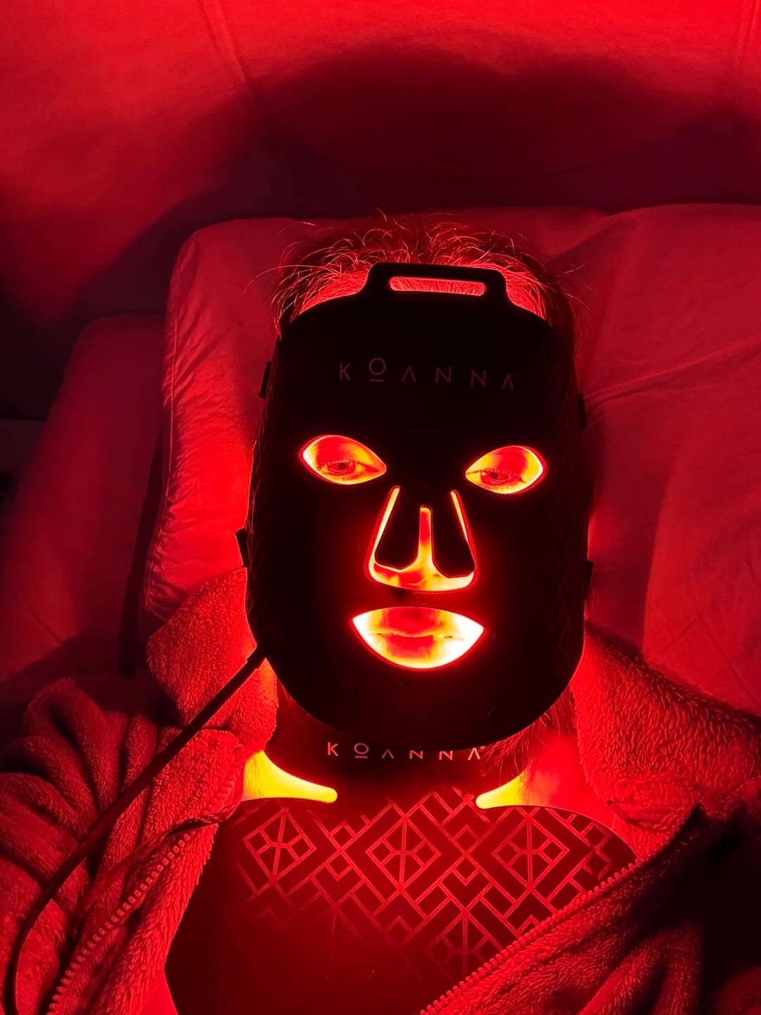 Customer photo review of Koanna® MultiGlo™ LED Light Therapy Mask