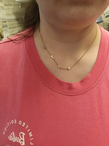 Customer photo review of Egyedi, oldalirányú, monogramos nyaklánc