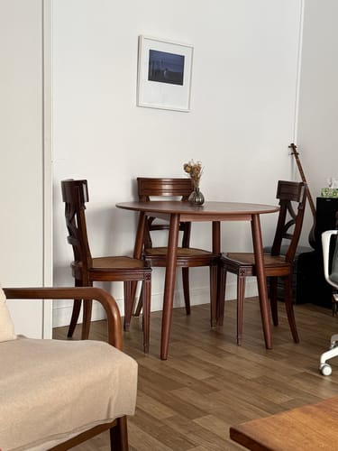 Customer photo review of TRADITION - Table a manger ronde 4 personnes en pin massif D90 finition noyer