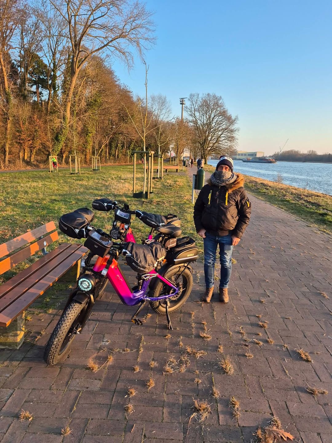 Customer photo review of CMACEWHEEL V20 750W 20" Fat Bike 960Wh Full Suspension E-bike with Torque Sensor 48V 20Ah Battery