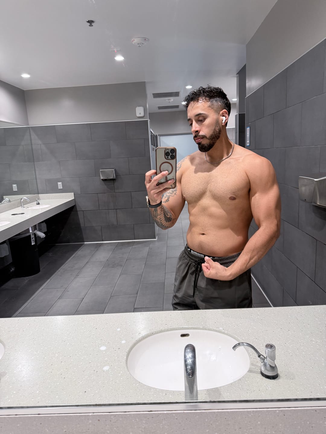 Customer photo review of Hormonal Fat Burner, Muscle Preserving - Hydroxygenin™