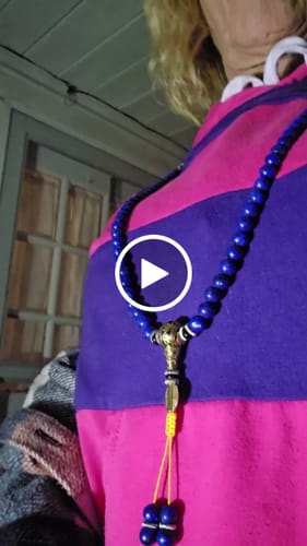 Customer video review of 2 Lapis Lazuli Third Eye Malas