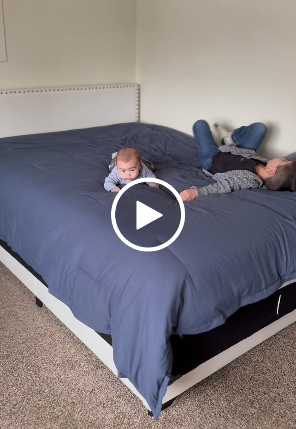 Customer video review of Temperature Control Dual-Layer Comforter