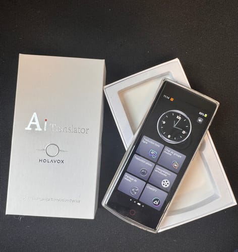 Customer photo review of Traducteur vocal Instantané portable - HOLAVOX