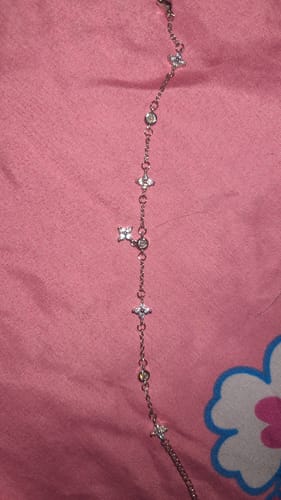 Customer photo review of Renée Bloom Bracelet