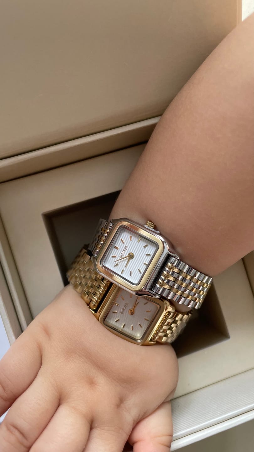 Customer photo review of Macy Petite Gold White