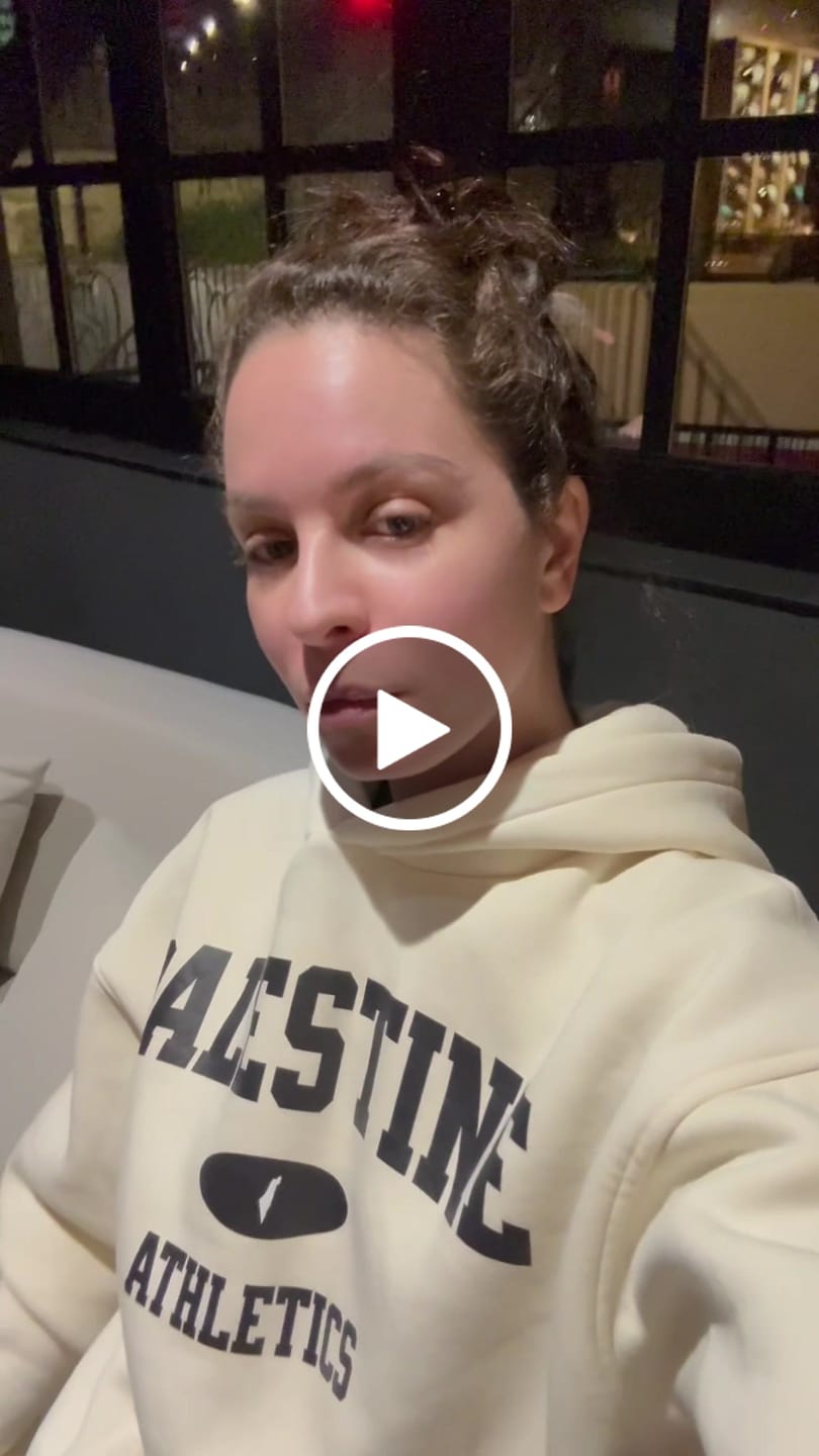 Customer video review of ATHLETICS Oversized Hoodie