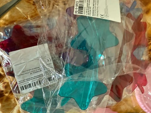 Customer photo review of 1-9Pcs Star Sunglasses Colorful Star Glasses Transparent Candy Color Sunglass Men Women Photo Props Birthday Party Cosplay