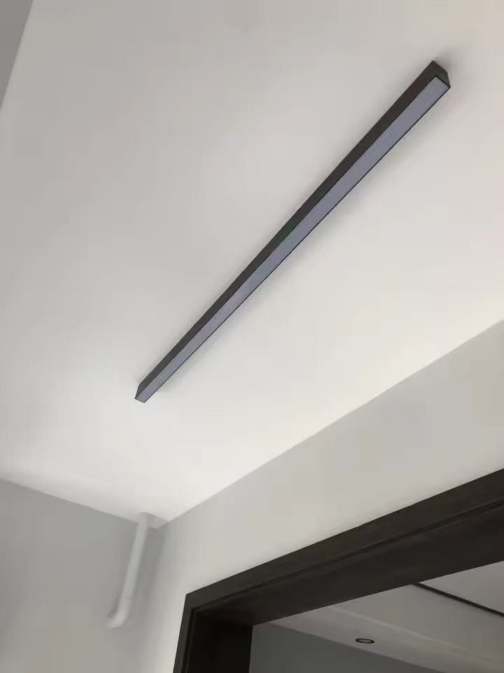 Customer photo review of WOMO Lineare LED Deckenleuchte Flur Lang Schmal Metall-WM1003