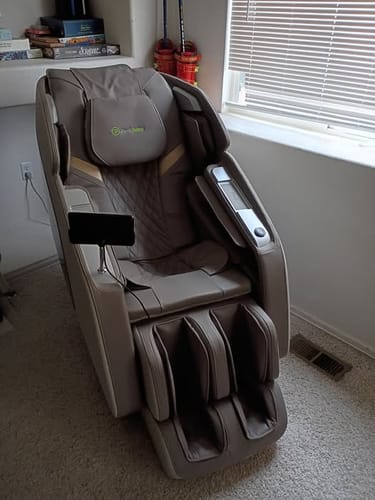 Customer photo review of PS5200 4D Massage Chair Khaki