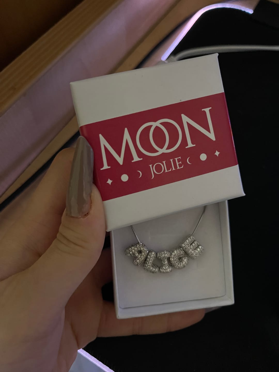 Customer photo review of Collana con Lettere Zirconate -  Shine Identity