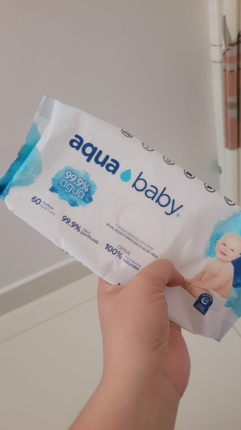 Customer photo review of Aqua Baby 12 Bolsas de 60 Toallitas Húmedas