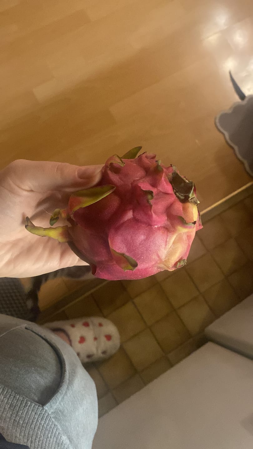 Customer photo review of Drachenfrüchte Mix gelb & rot Box 2kg Aktionspreis %