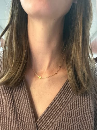 Customer photo review of Egyedi, oldalirányú, monogramos nyaklánc