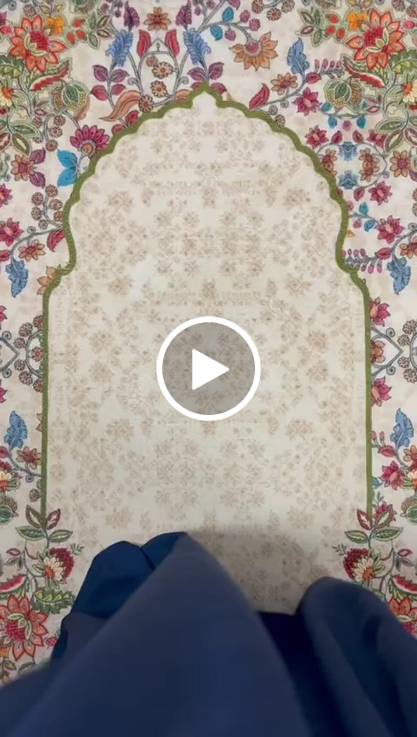 Customer video review of Barakah Padded Prayer Mat