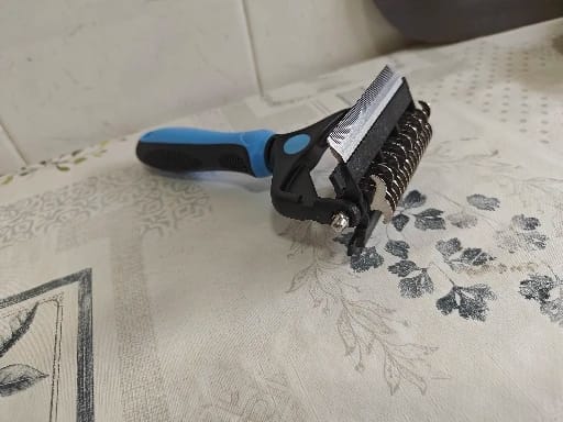 Customer photo review of 3-in-1 Pet Hair Removal Brush