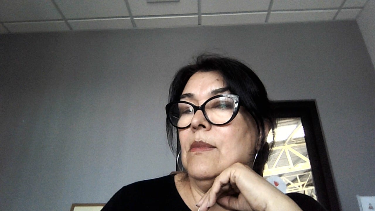 Customer photo review of Crema Contorno Ojos Antiedad AMPLEN Ácido Hialurónico 25 ml