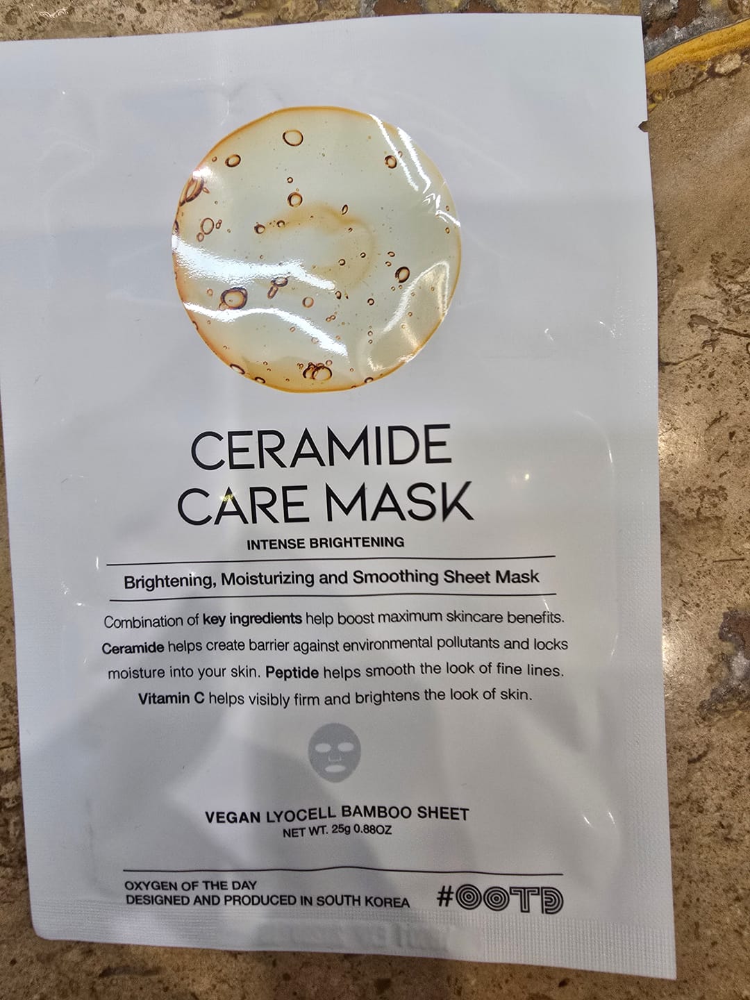 Customer photo review of Ревитализираща маска за лице със Серамиди OOTD Ceramide Care Mask