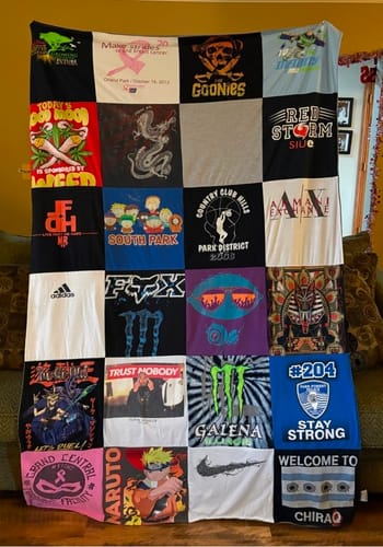Customer photo review of Project Repat T-Shirt Quilt