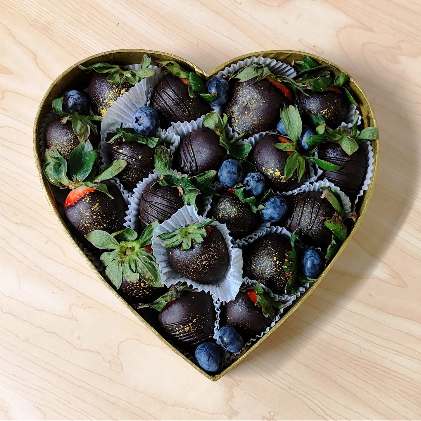 Customer photo review of Berry Luxe Delights