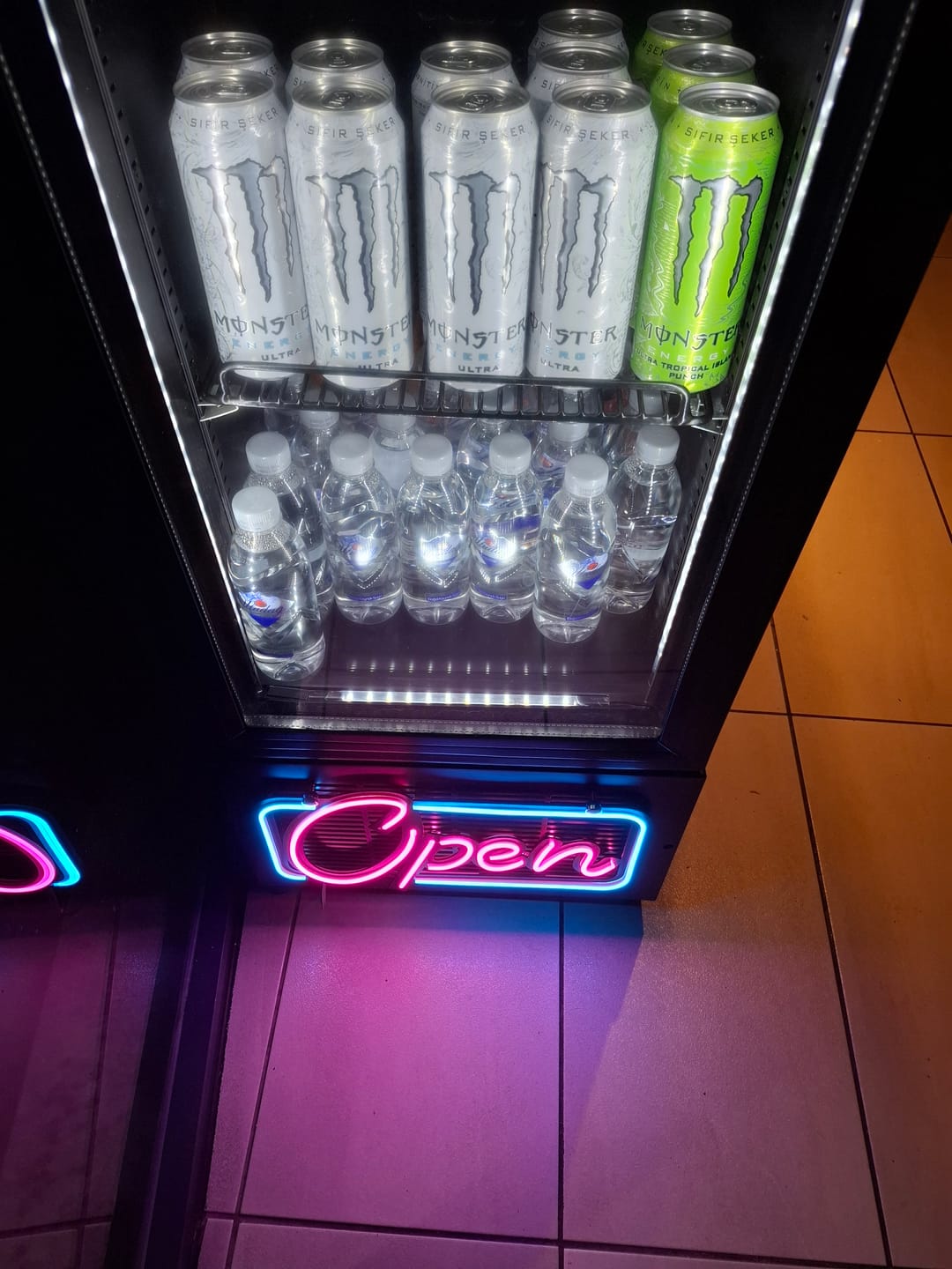 Customer photo review of Open Neon Işık Modern