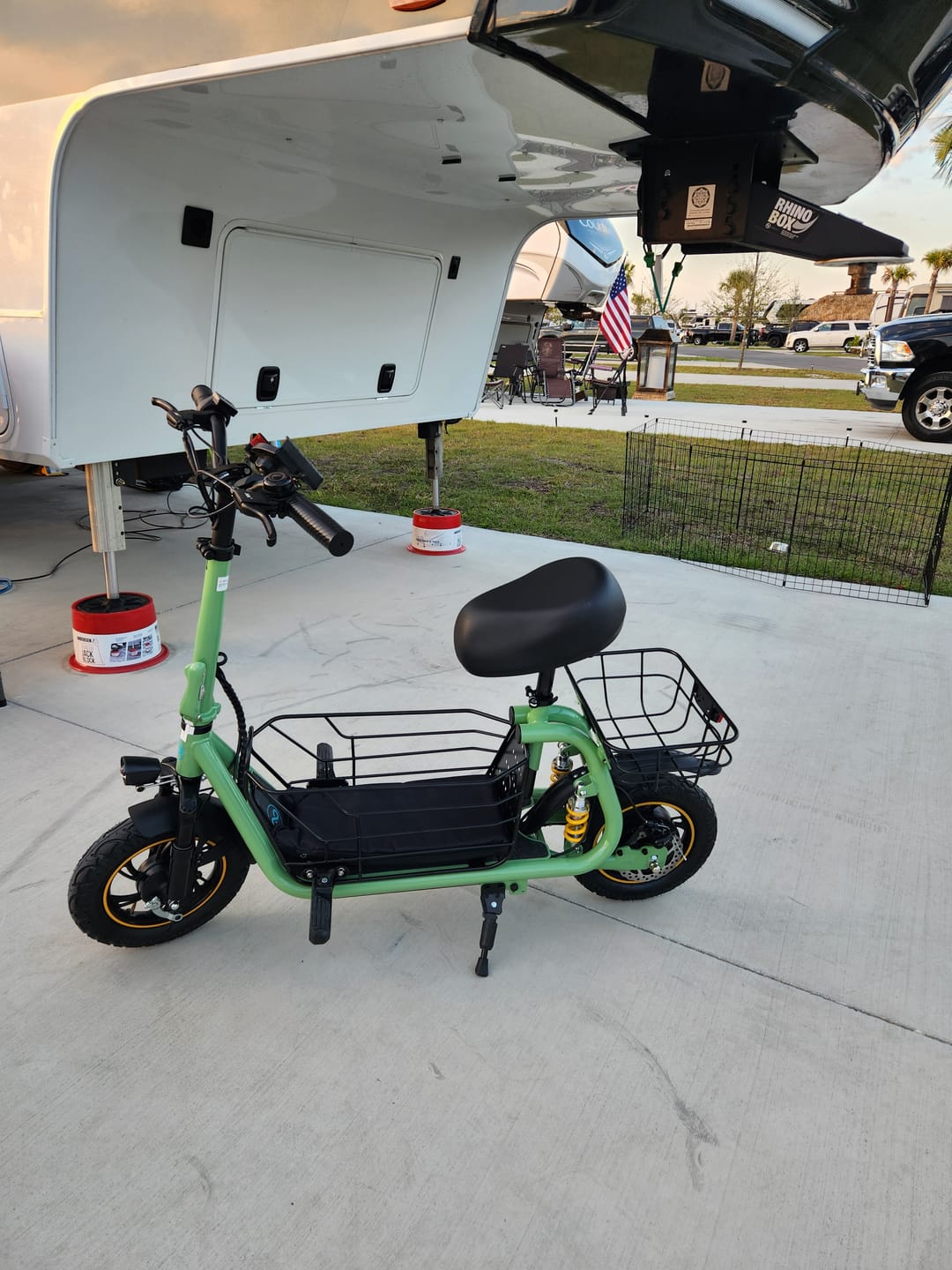 Customer photo review of Gyroor C1 Pro 800W Scooter – Dual Baskets for Cargo & Pets