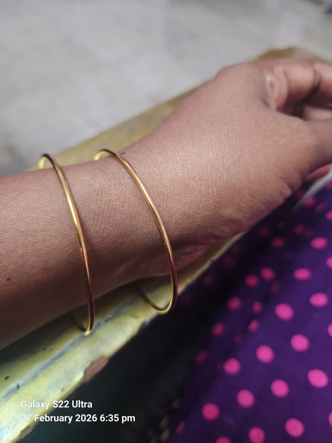 Customer photo review of Round Wire Bangle Bracelet