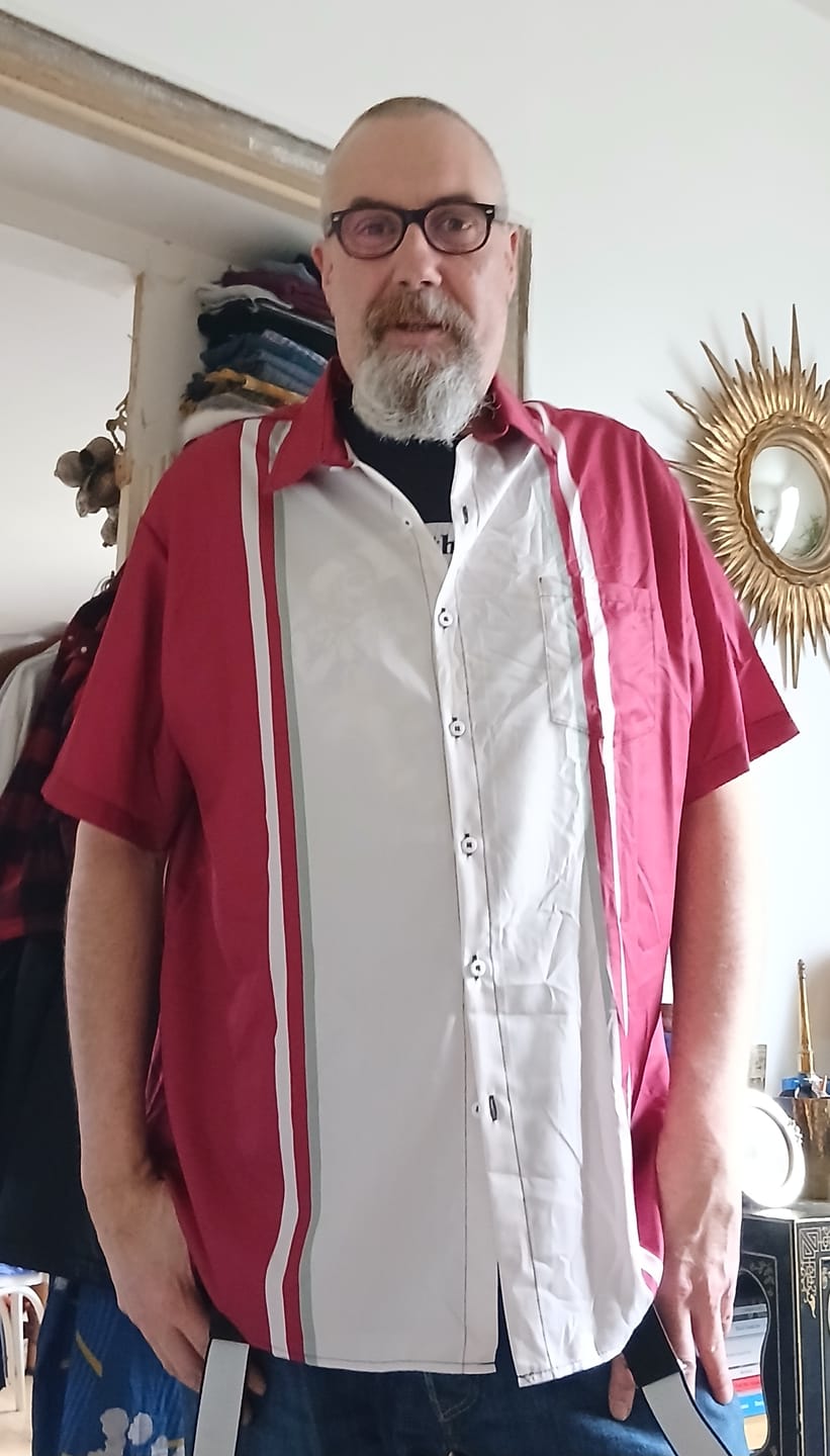Customer photo review of Chemise Vintage Homme Rockabilly Rouge