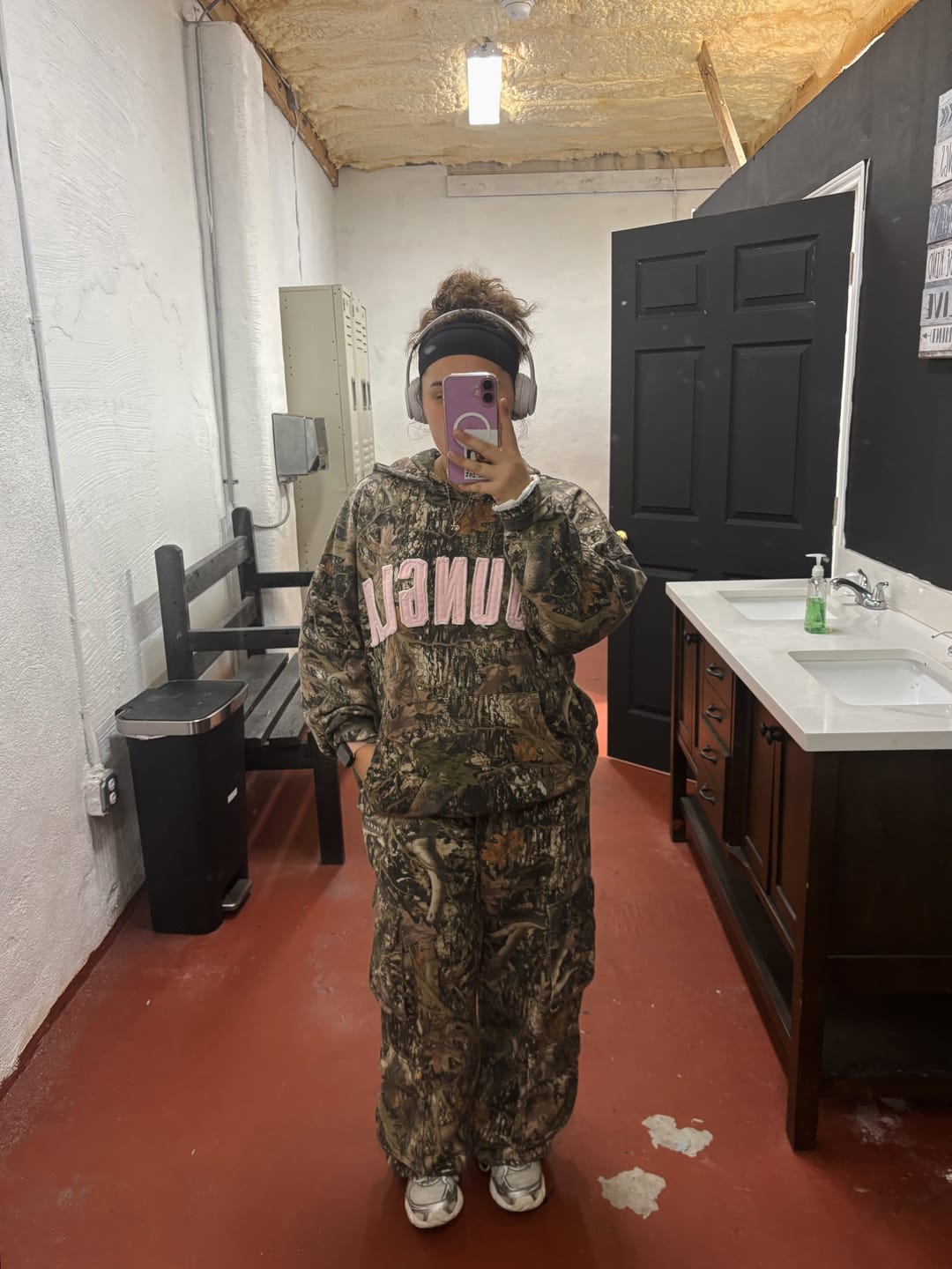 Customer photo review of W251 Hunting Season Cargo Joggers