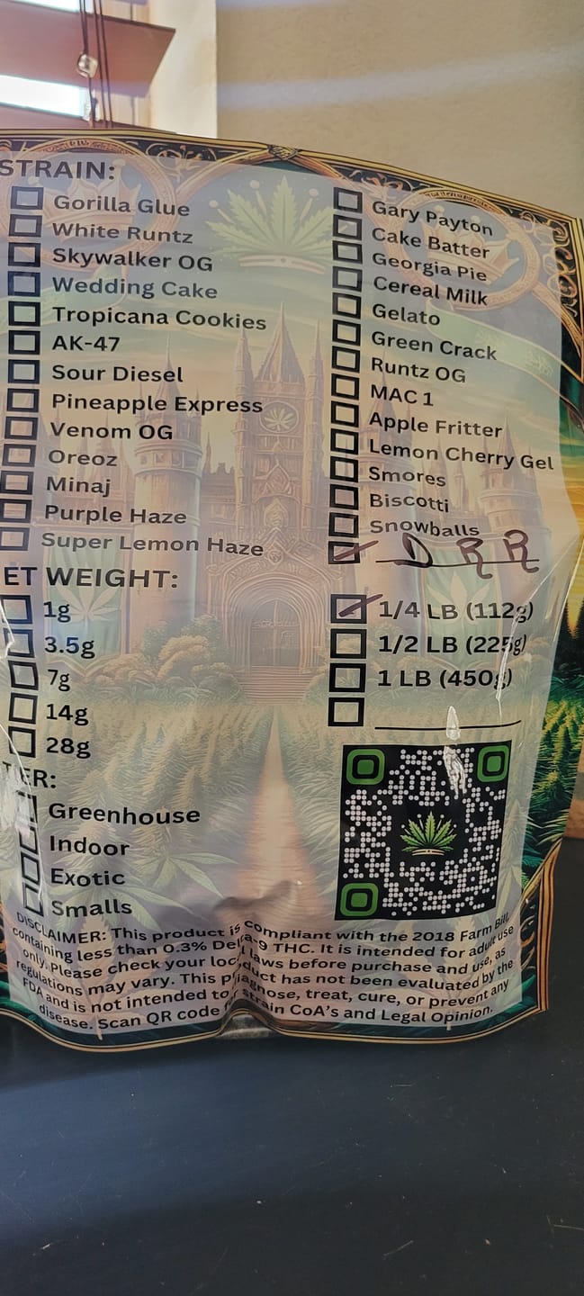 Customer photo review of Diamond Rain Runtz Greenhouse THCA