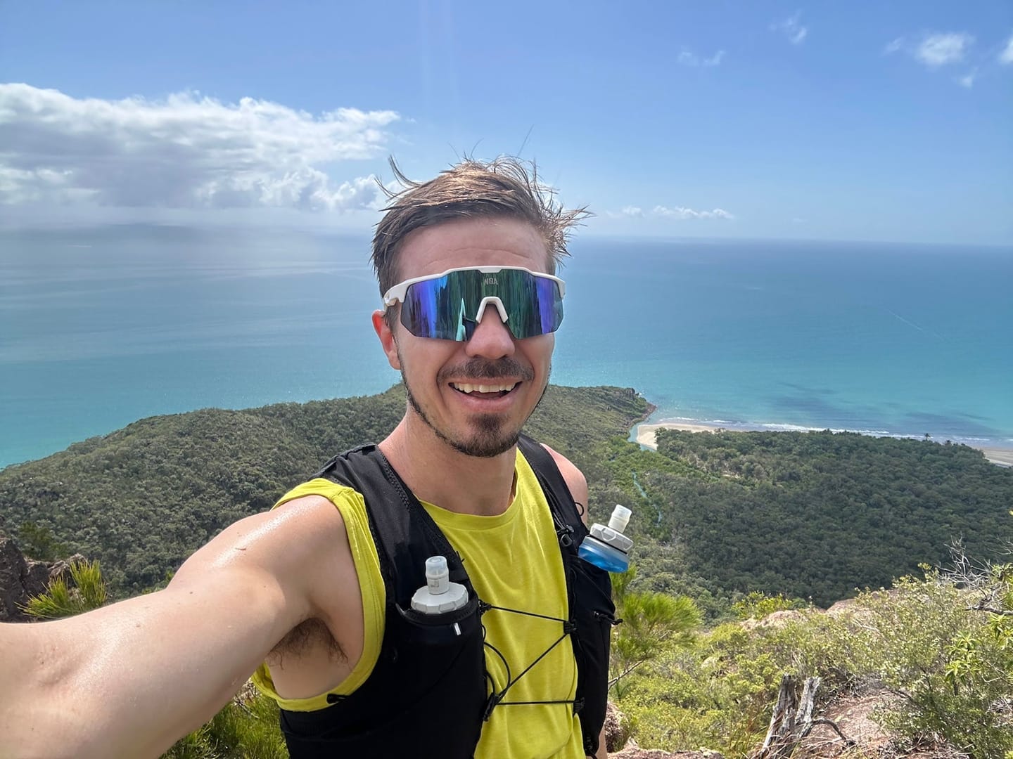 Customer photo review of R1 Hardloop Zonnebril