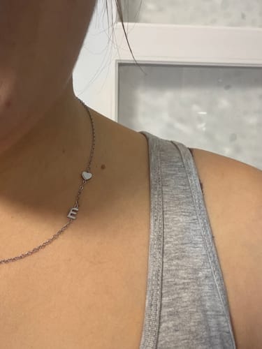 Customer photo review of Egyedi, oldalirányú, monogramos nyaklánc