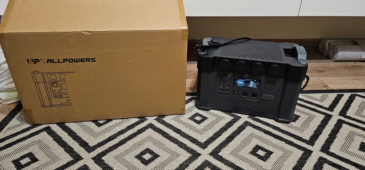 Customer photo review of ALLPOWERS S2000 Pro Portable Power Station 2400W 1451Wh