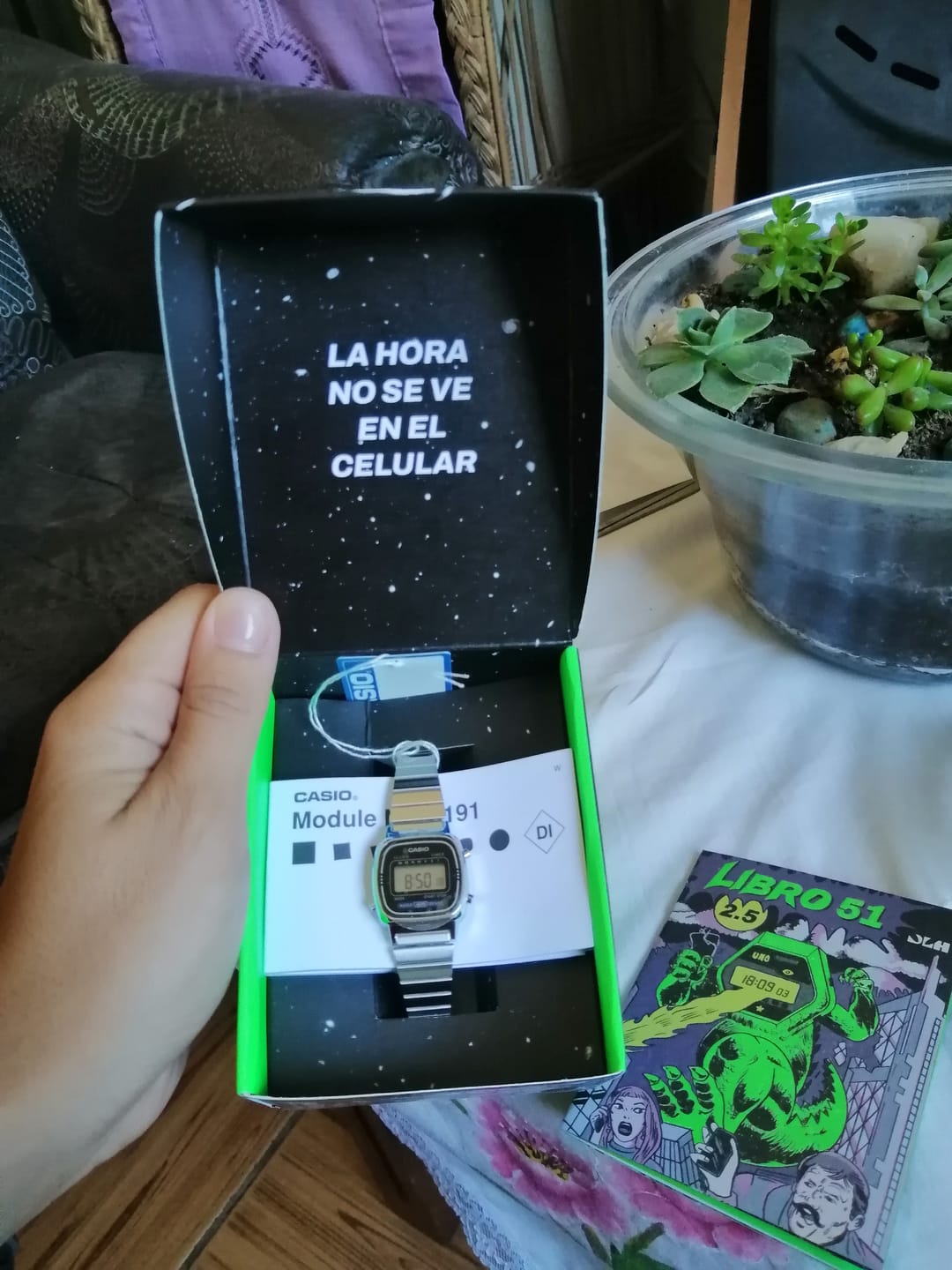 Customer photo review of Reloj Casio Vintage LA670WA-1DF Plateado Mini