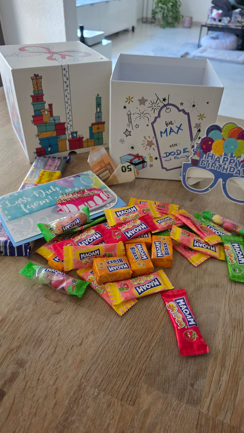 Customer photo review of Geschenkrätselbox, 17cm, farbig