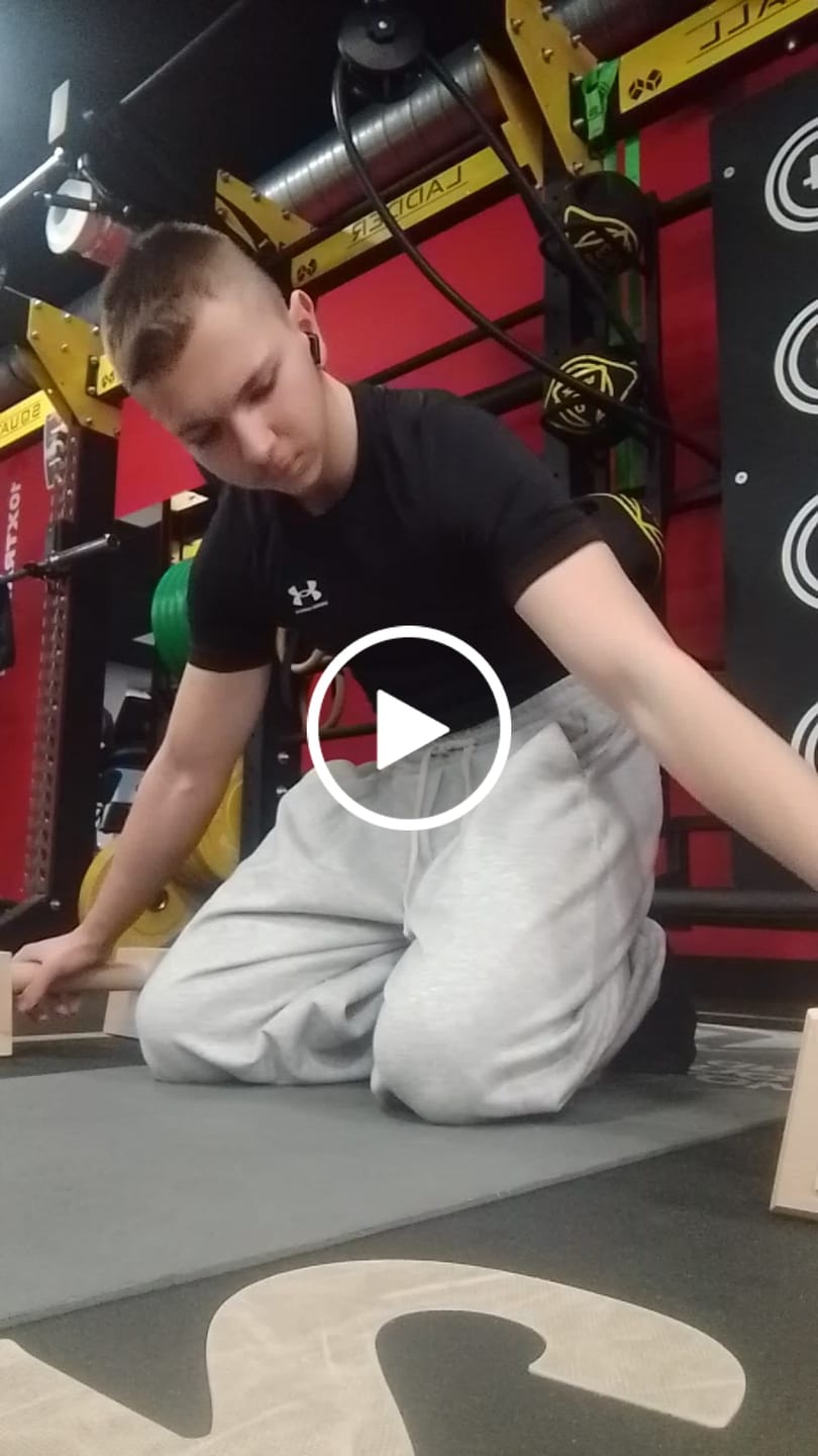 Customer video review of Wooden Parallettes MEDIUM