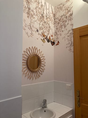 Customer photo review of Papier peint panoramique tête de lit branchage & butterfly