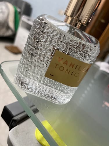 Customer photo review of VANILLA TONIC - Eau de Parfum intense