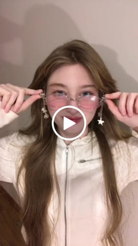 Customer video review of Fairy Eyeglasses