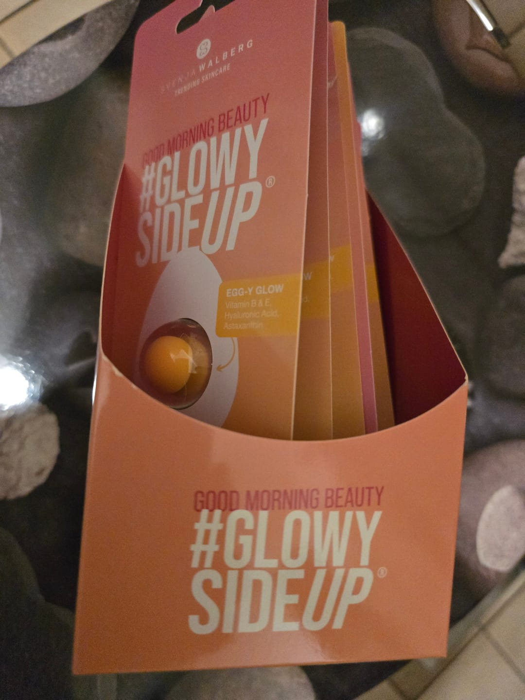 Customer photo review of 10er Pack GLOWYSIDEUP® Overnight Leave-On Maske